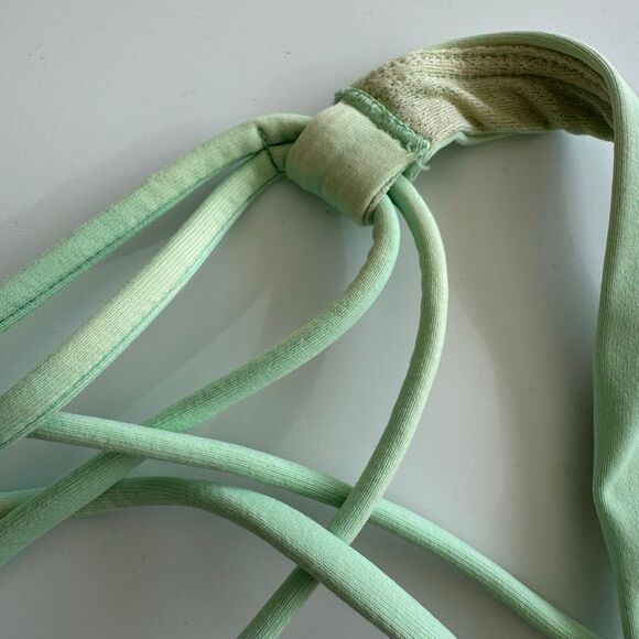 ✨$5/$25 Lululemon Free To Be Bra Wild Size 4 Small - Picture 4 of 7